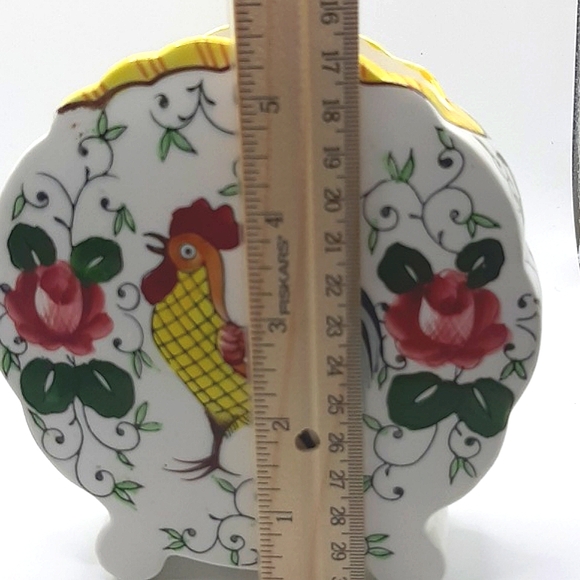 PY Rooster And Roses Planter - Picture 2 of 7